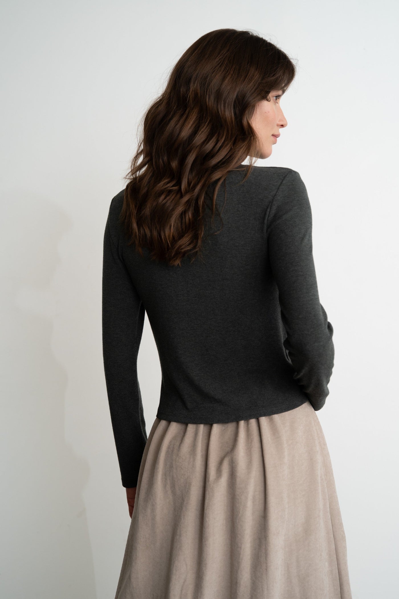 ELLE GREY FITTED LONG SLEEVE MOCK NECK TOP