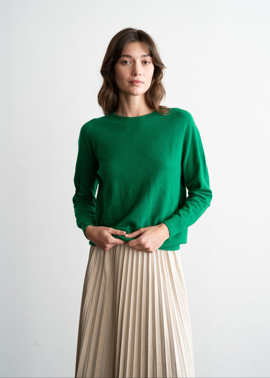 GREEN CREW NECK SWEATER