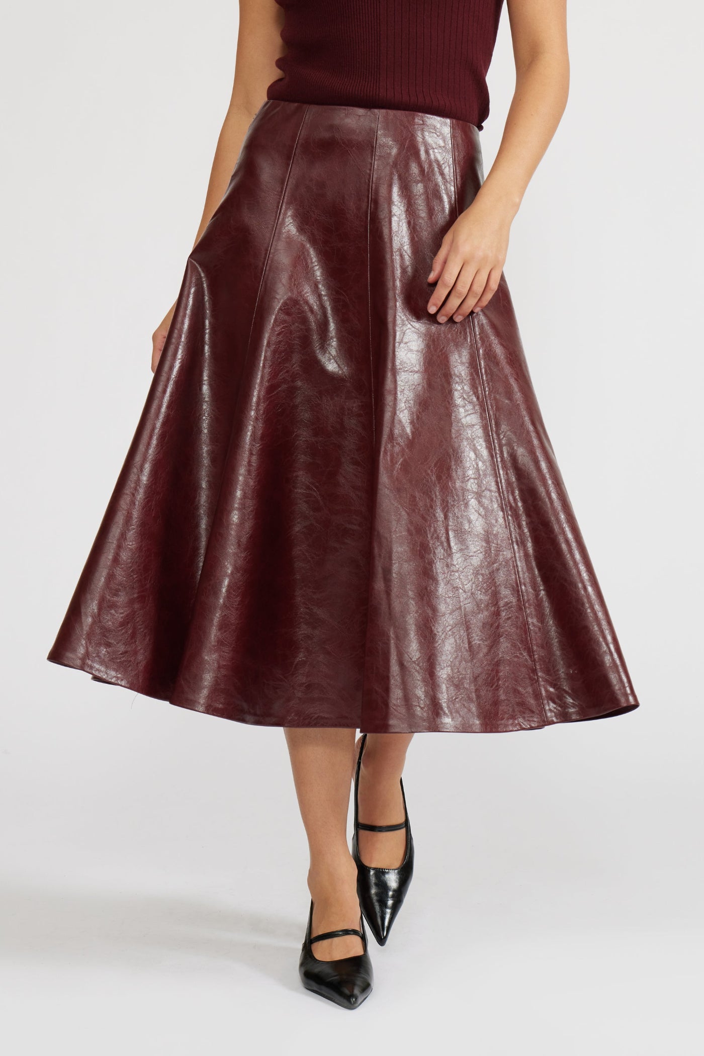 LUCY PARIS OLEKSA BURGUNDY FAUX LEATHER PLEATED MIDI SKIRT