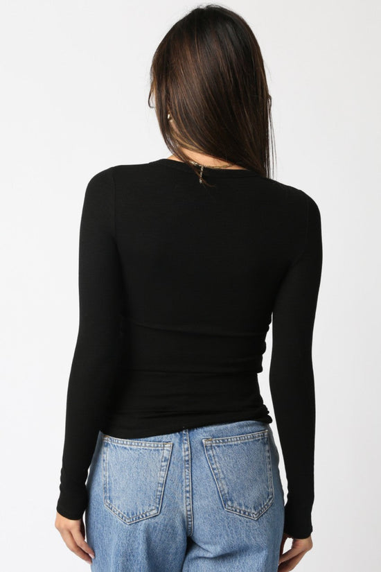 OLIVACEOUS ABBEY BLACK LONG SLEEVE TOP