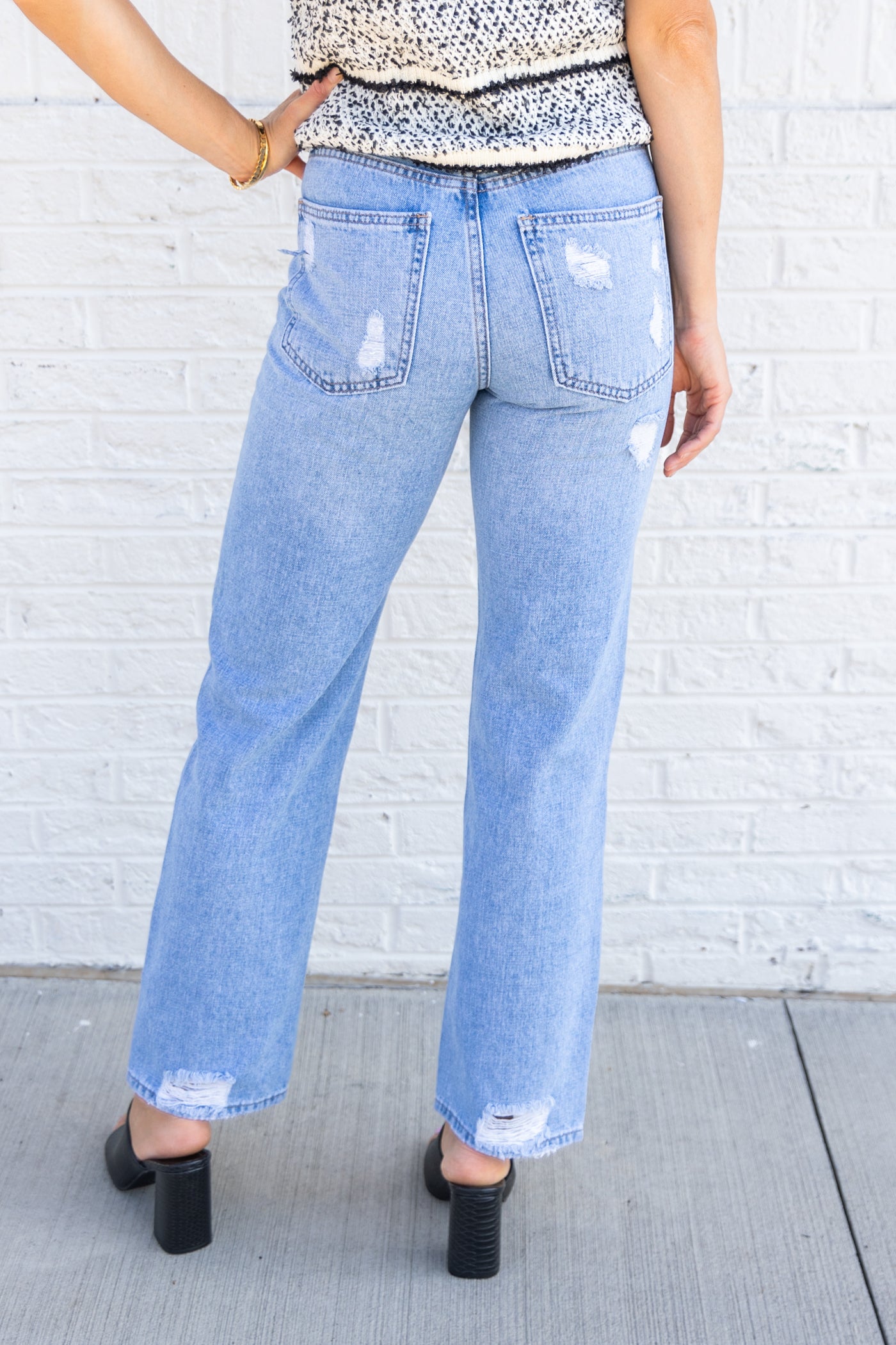 Load image into Gallery viewer, ALICE LIGHT DENIM JEANS

