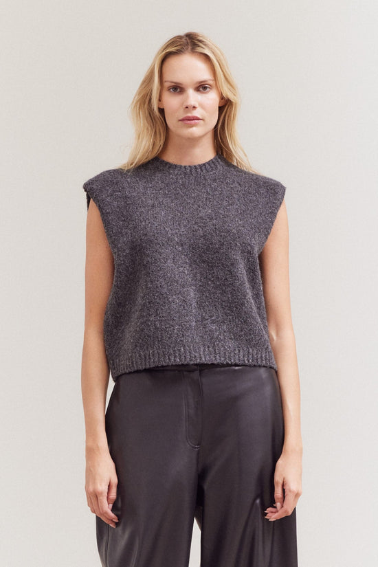 CHARCOAL SWEATER VEST