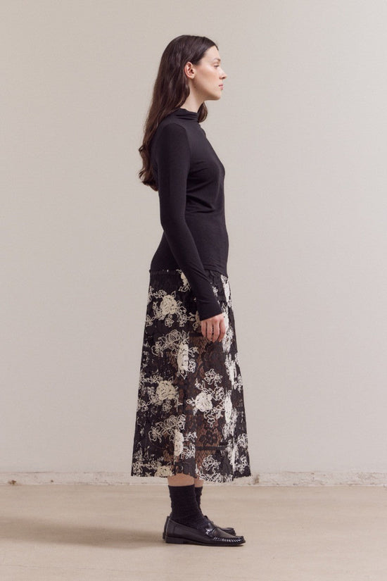 BLOACK MOCK NECK TOP