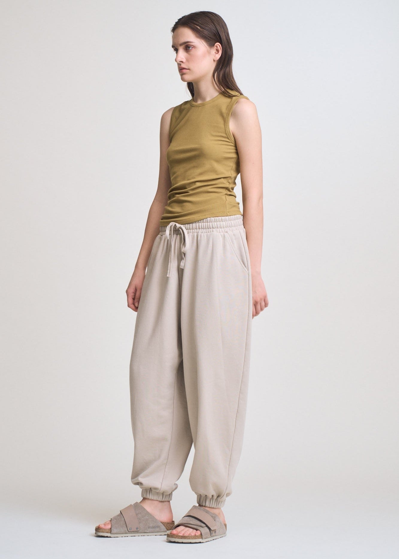 JUNE WIDE SHOULDER TANK