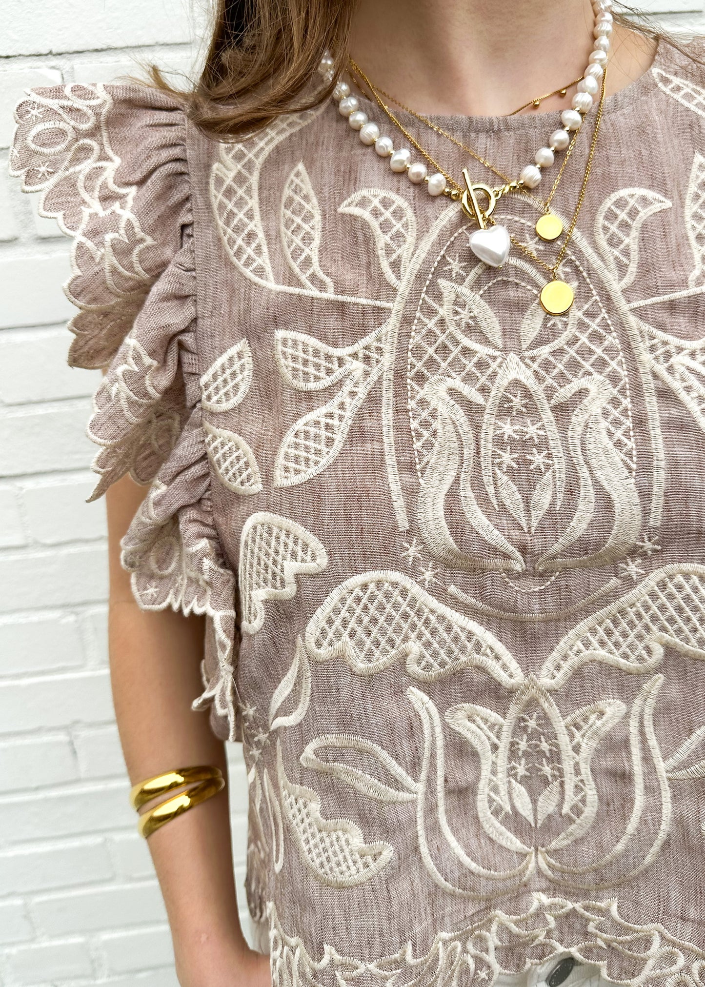 MILLIE FLUTTER SLEEVE TOP