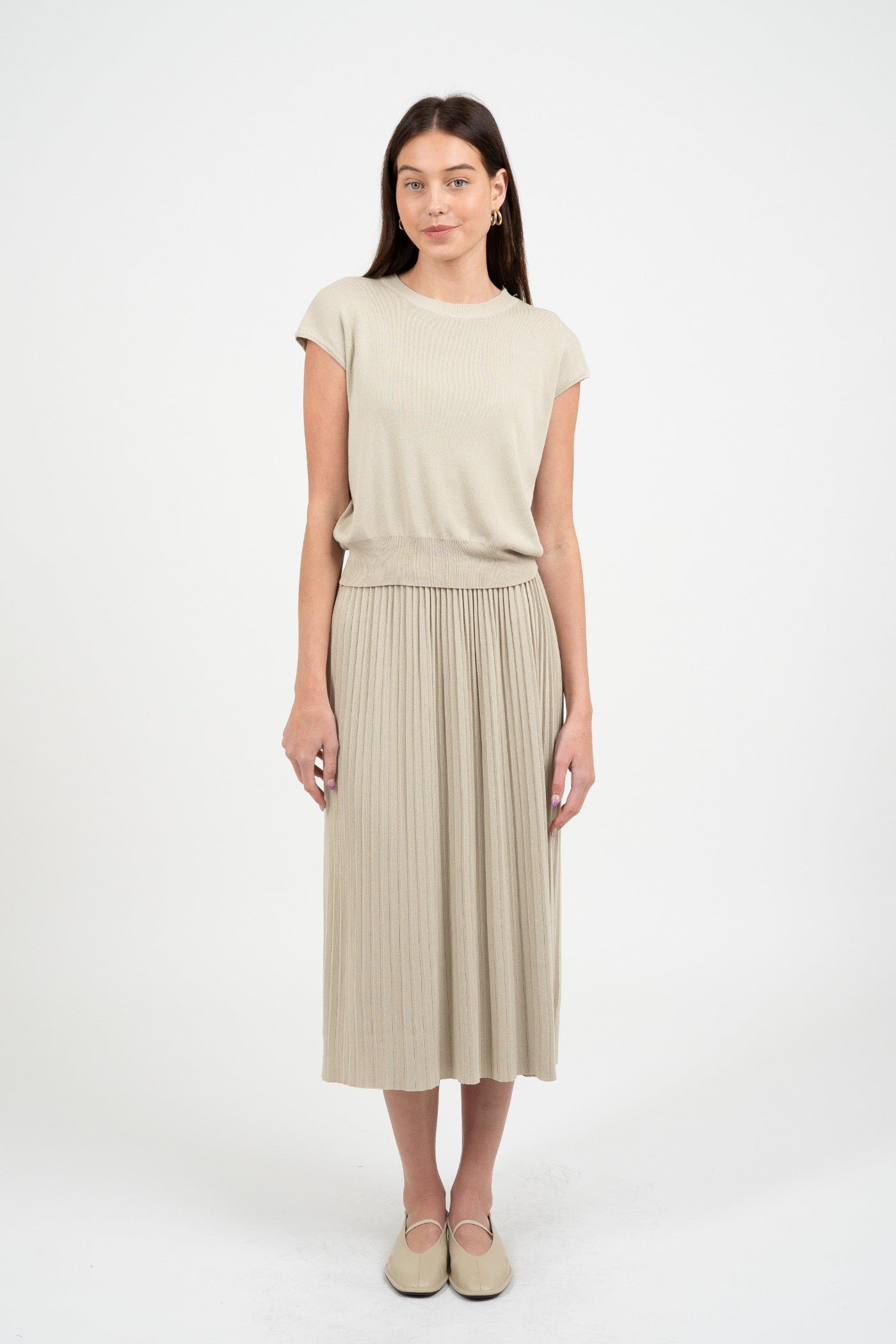 ELLE GREY ELEGANT KNITTED PLEATED MIDI SKIRT