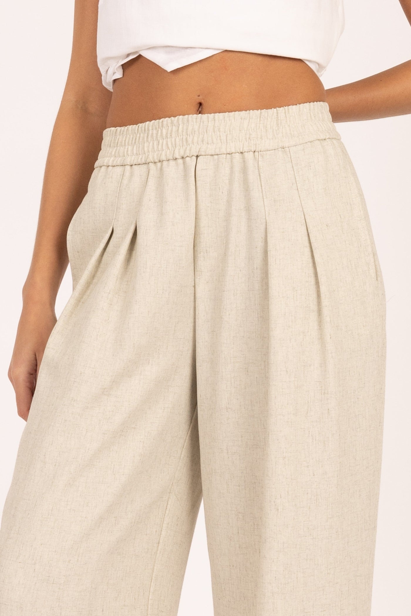 ELASTIC BAND PLEATED WIDE-LEG PANTS