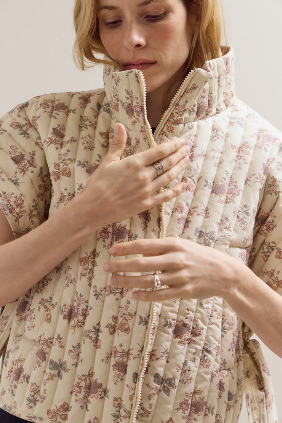 FLORAL QUILTED VEST
