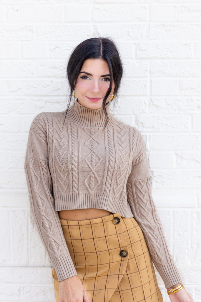 GIA CROPPED SWEATER
