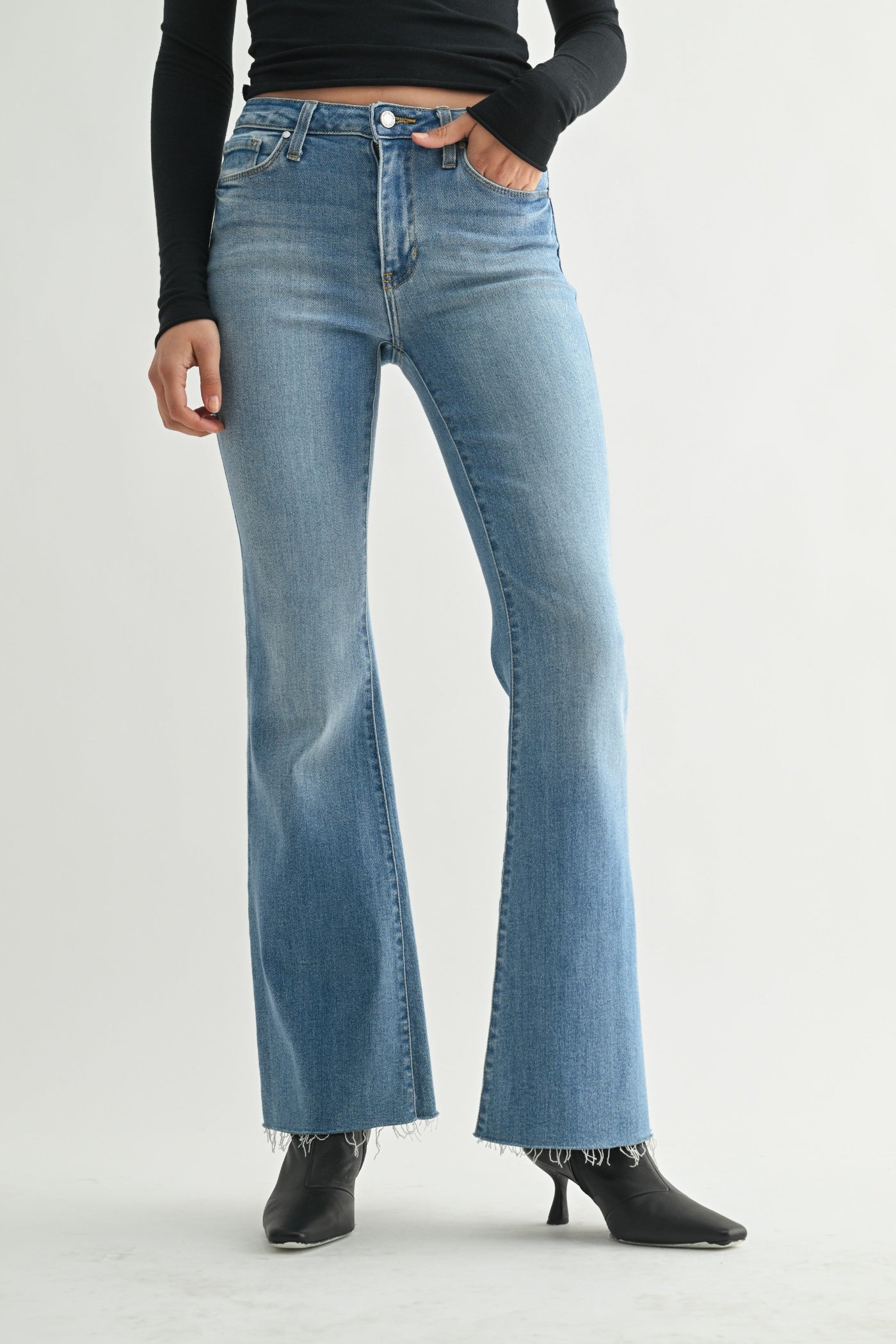 JBD MID-RISE STRAIGHT BOOTCUT JEANS – MEDIUM WASH