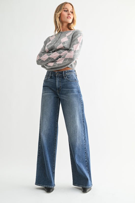 wide-leg denim jeans