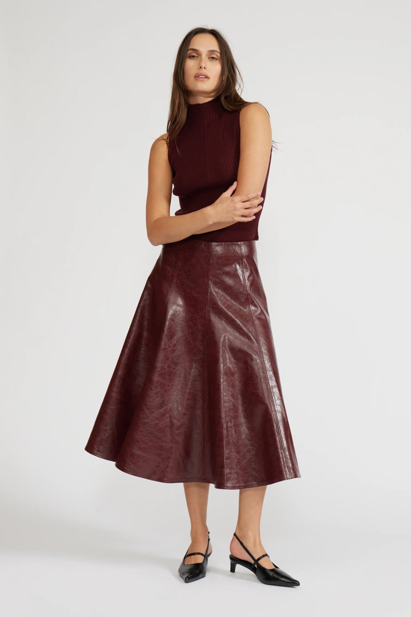 LUCY PARIS OLEKSA BURGUNDY FAUX LEATHER PLEATED MIDI SKIRT