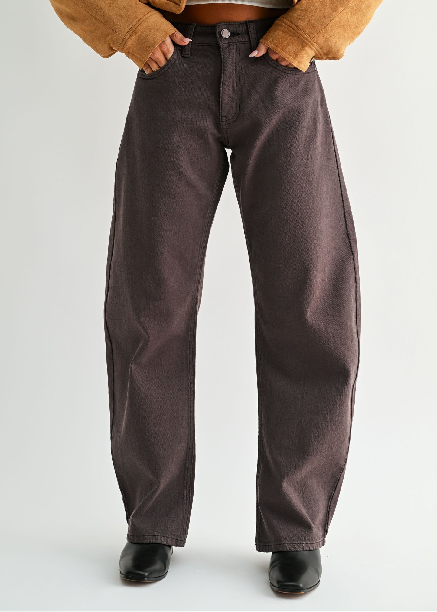 CHOCOLATE BARREL JEANS