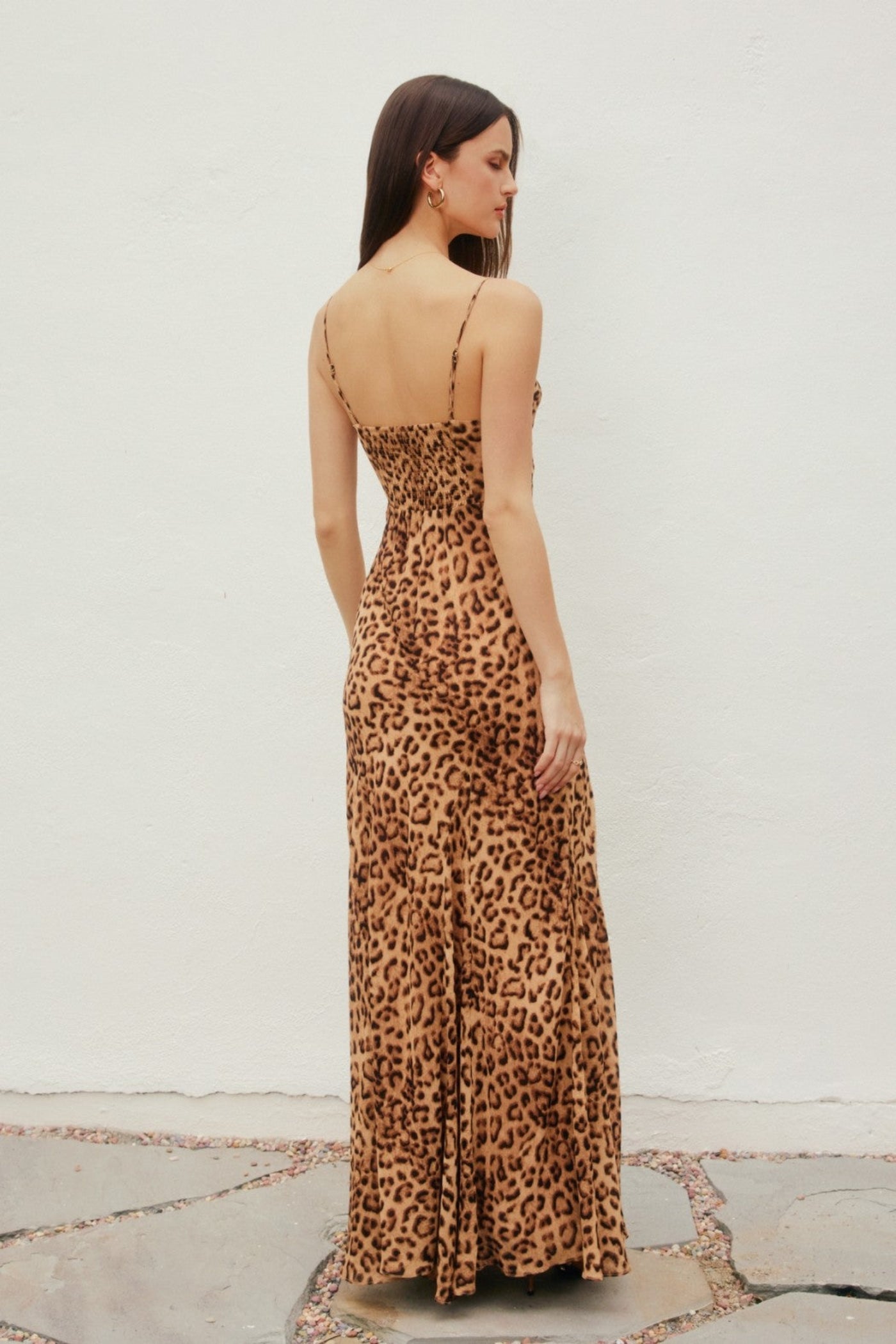 DRESS FORUM ANIMAL PRINTED SLEEVELESS MAXI DRESS WITH METAL TRIM