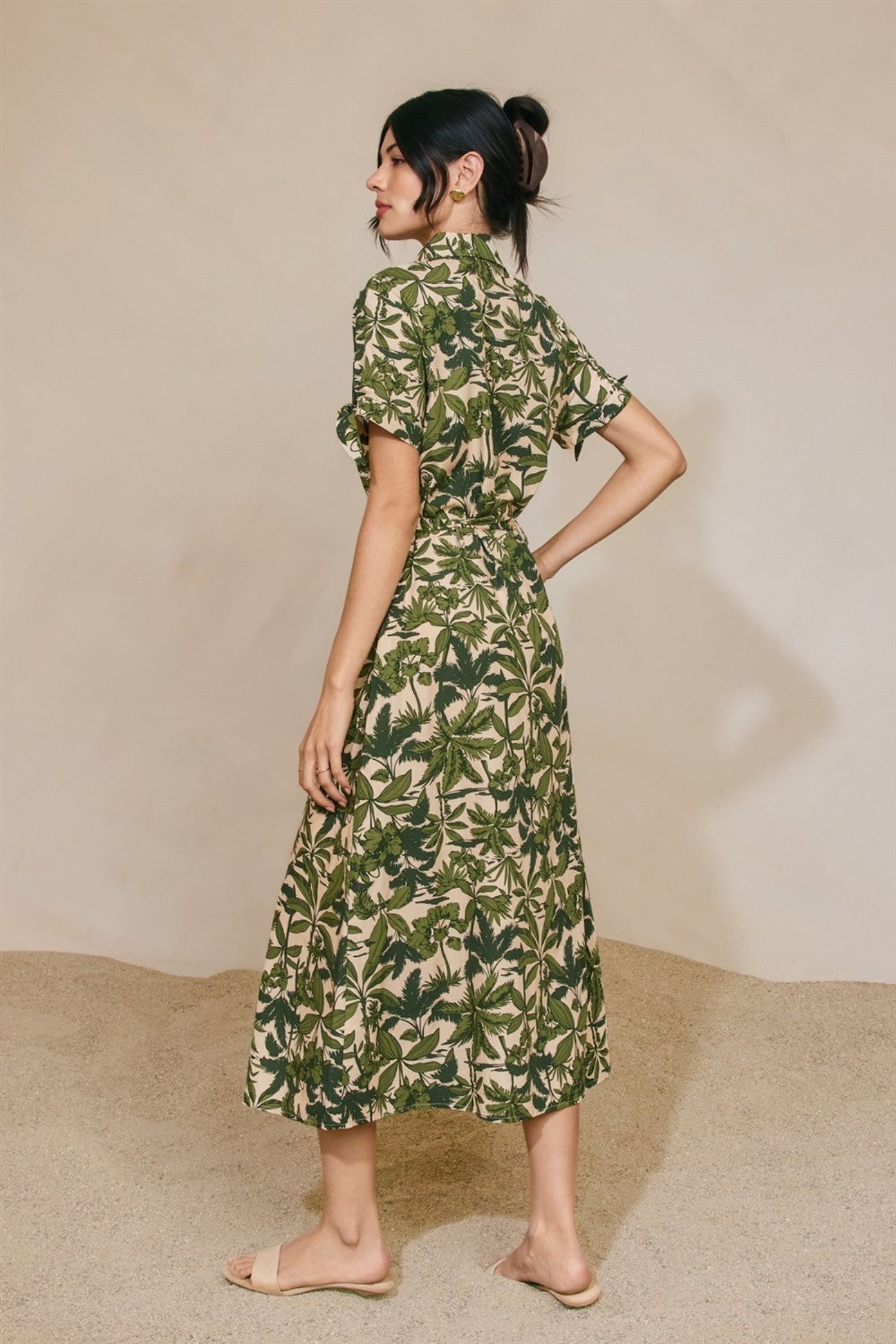 COLLARED TROPICAL DRESS