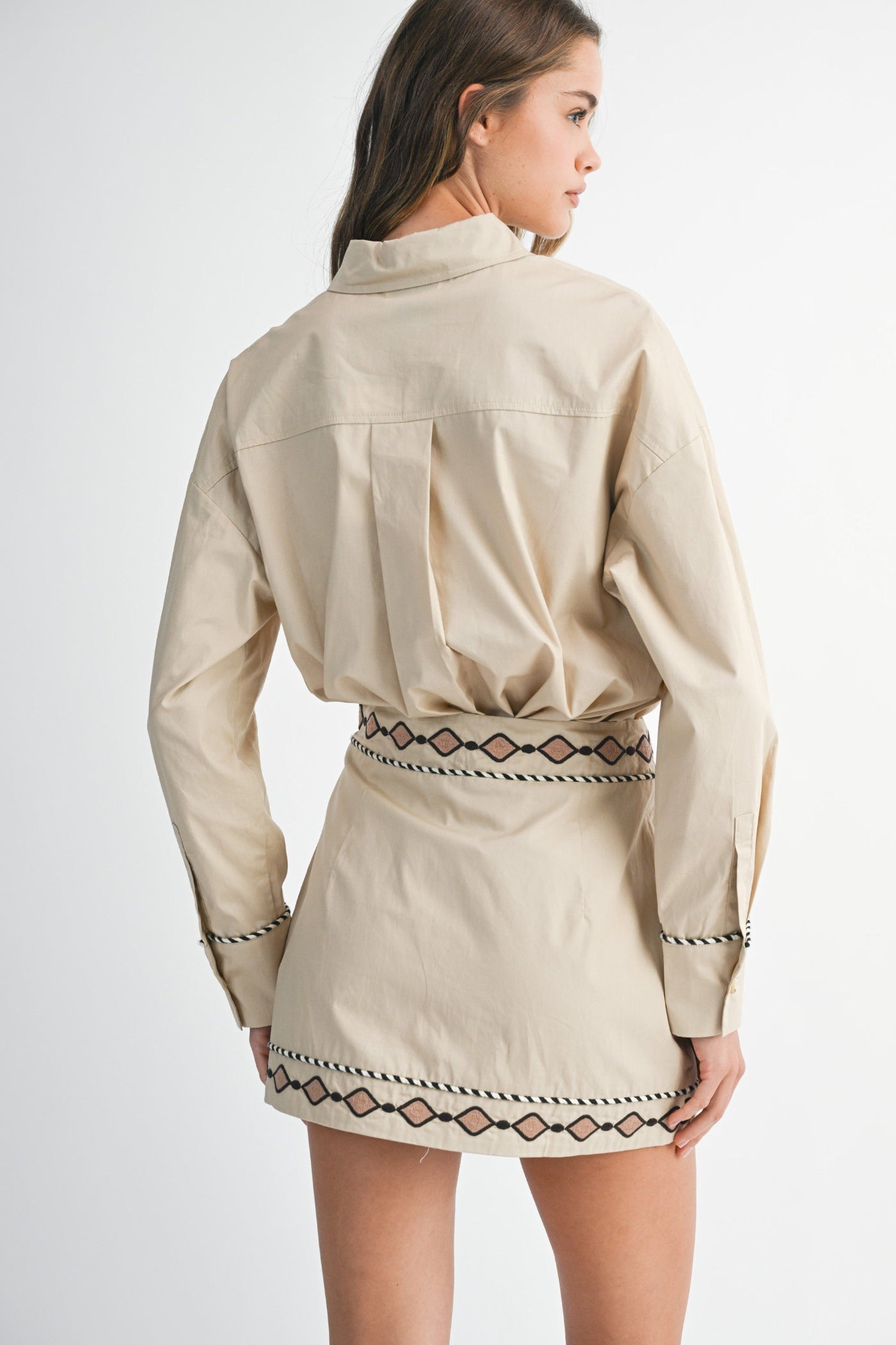 MABLE FLORAL EMBROIDERED WRAP-STYLE MINI SKIRT