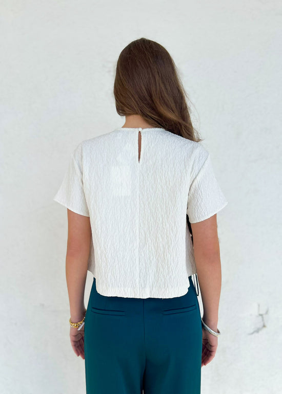 TEXTURED CREAM TOP