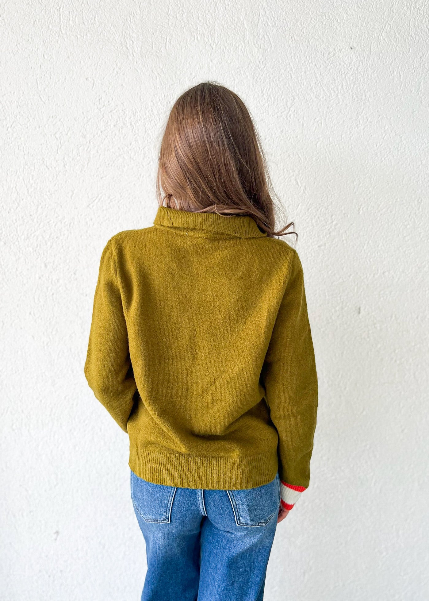 OLIVE COLLARED KNIT TOP