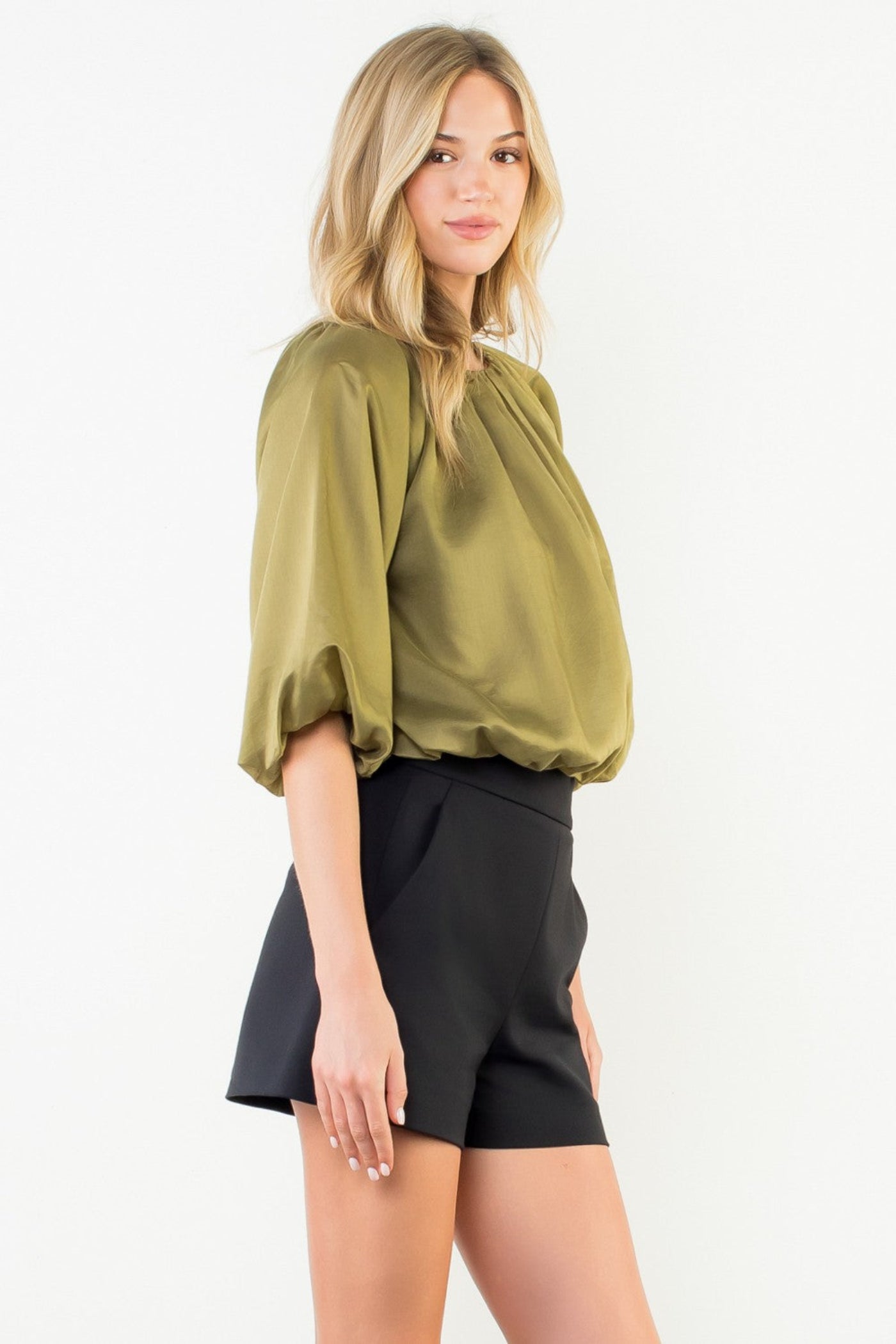 THML BALLOON SLEEVE SATIN BOATNECK TOP – VERT