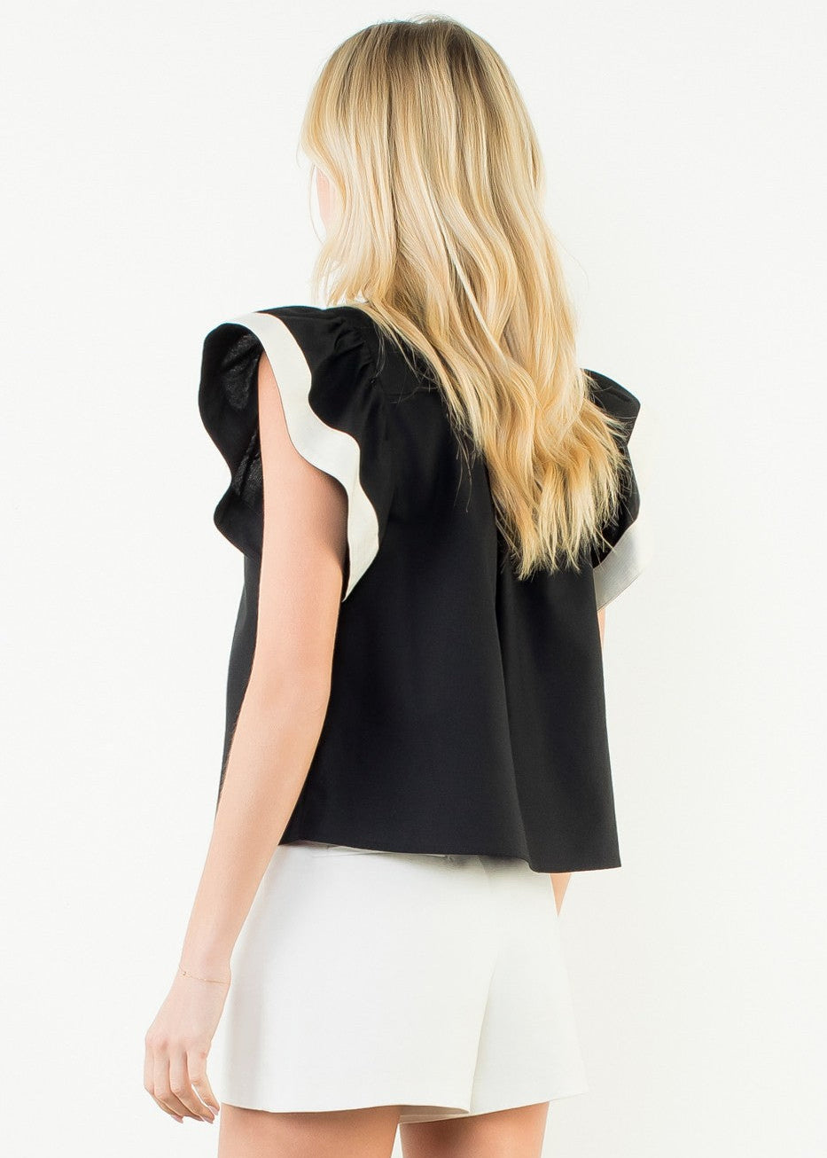 FLUTTER SLEEVE CONTRAST TRIM TOP