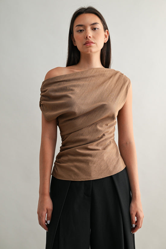 ASYMMETRIC RUCHED SHOULDER TOP