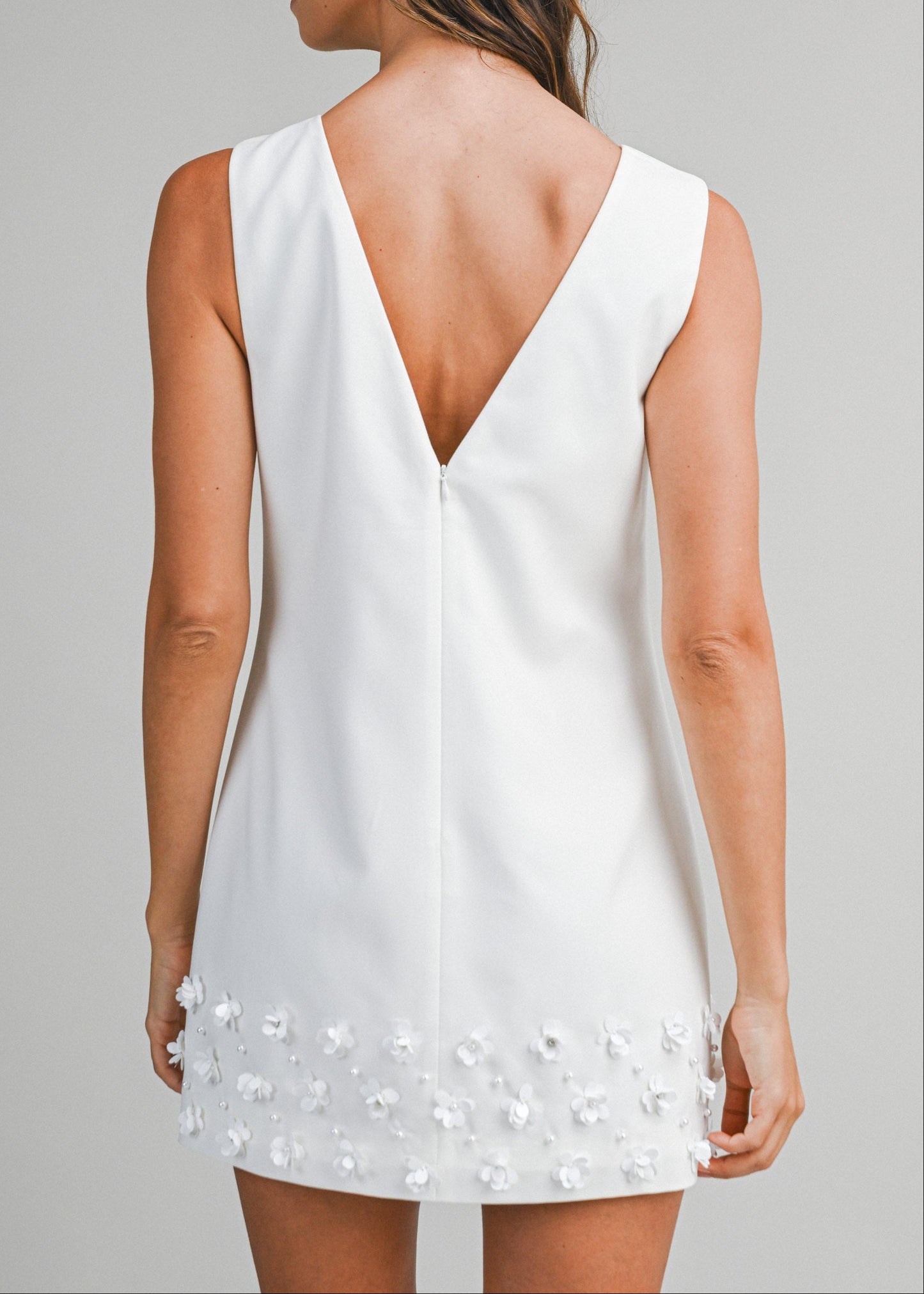 AMANDA SLEEVELESS MINI DRESS