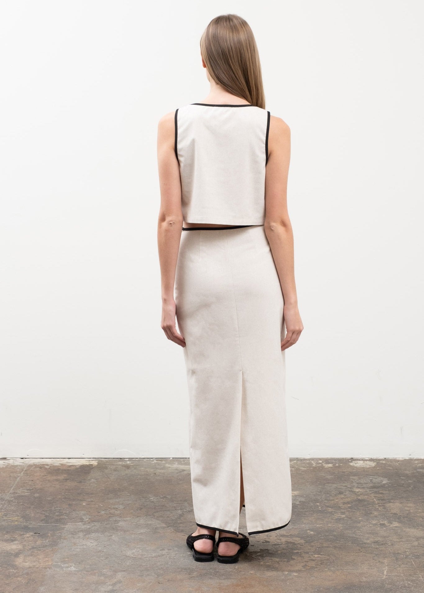 OLIVIA CONTRAST TRIM TOP