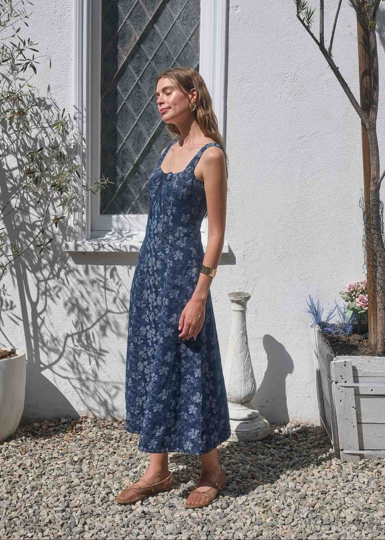 ESTE DENIM MIDI DRESS