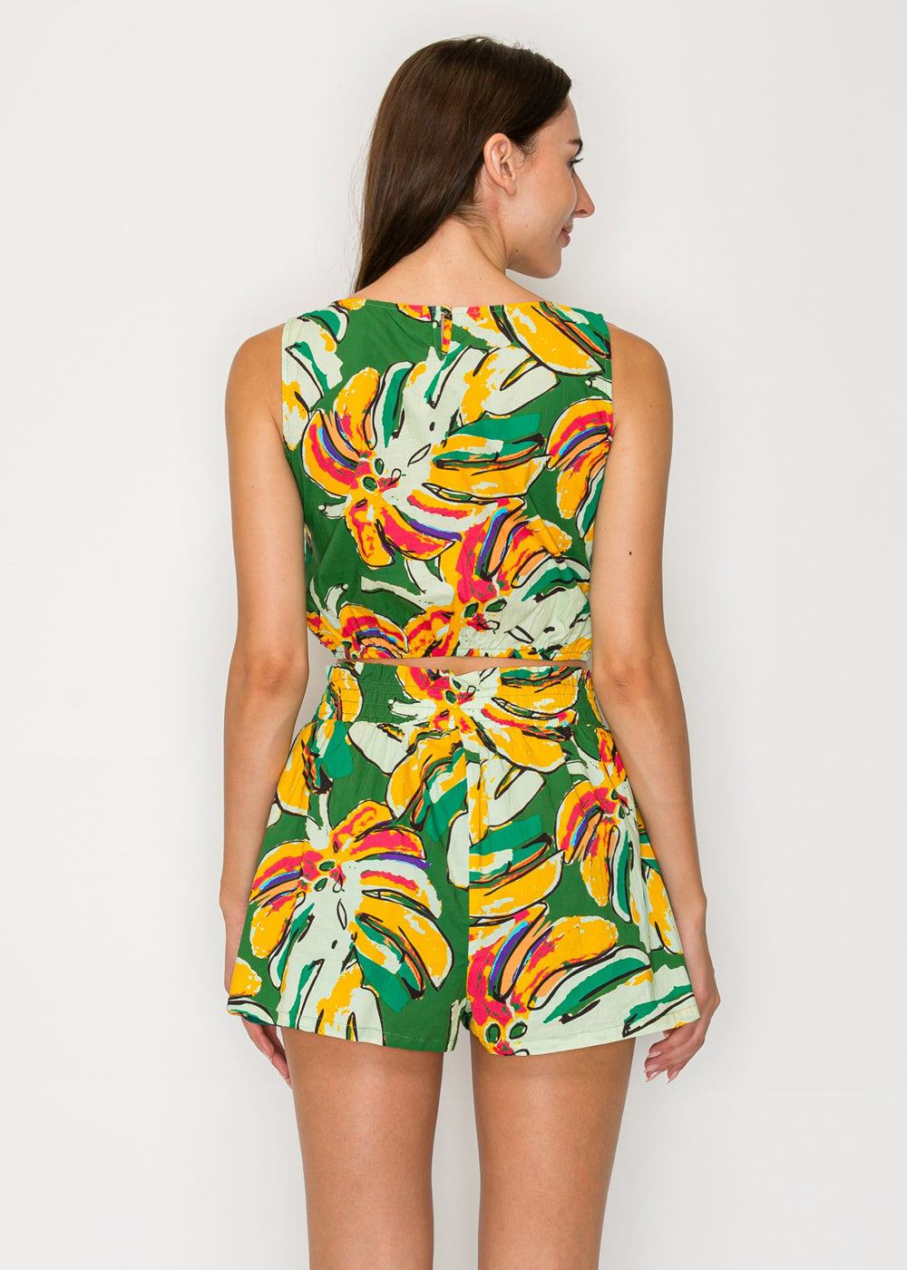 ARIELLA SLEEVELESS CROP TOP