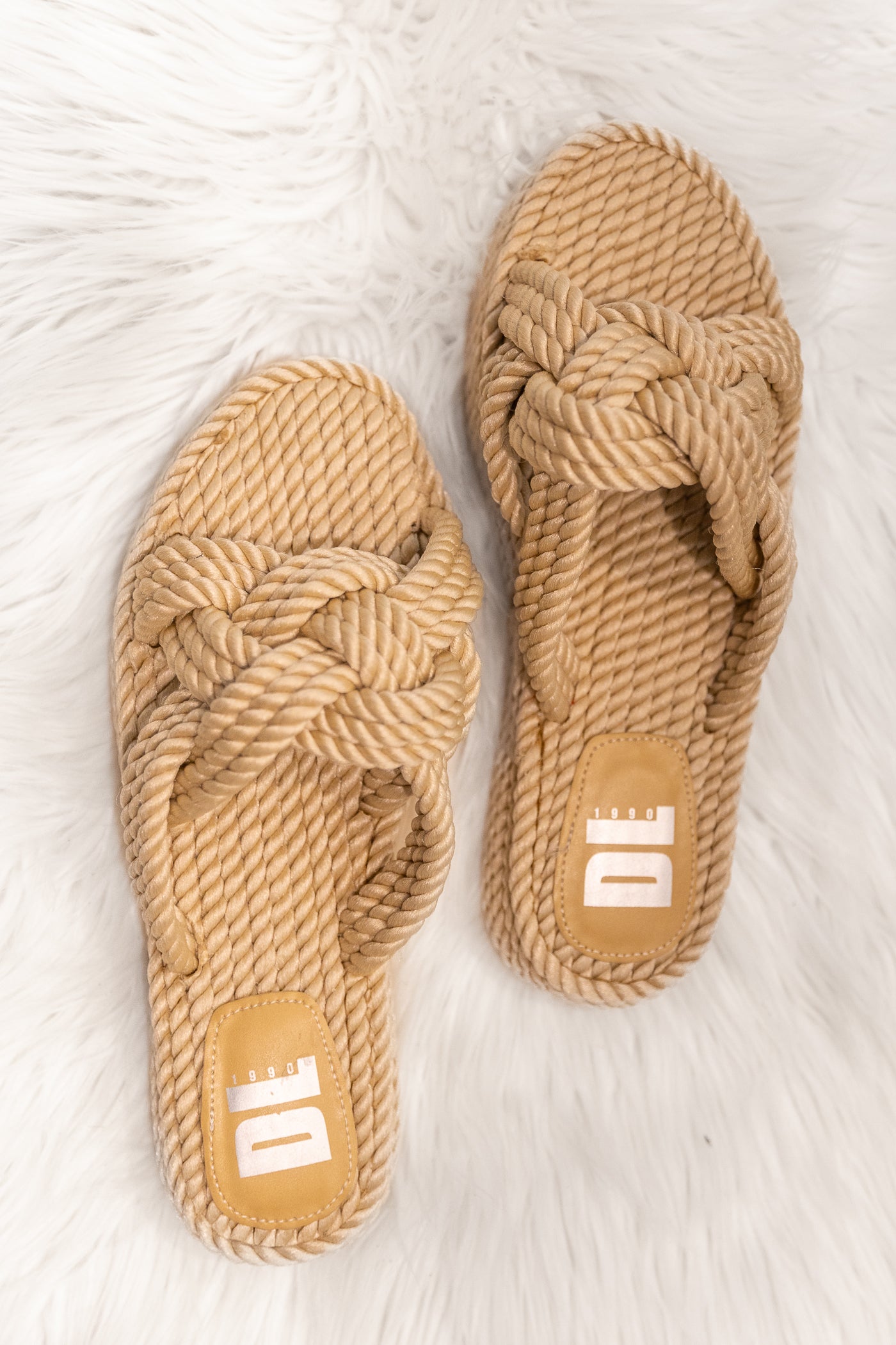 KNOTTY ROPE SANDALS