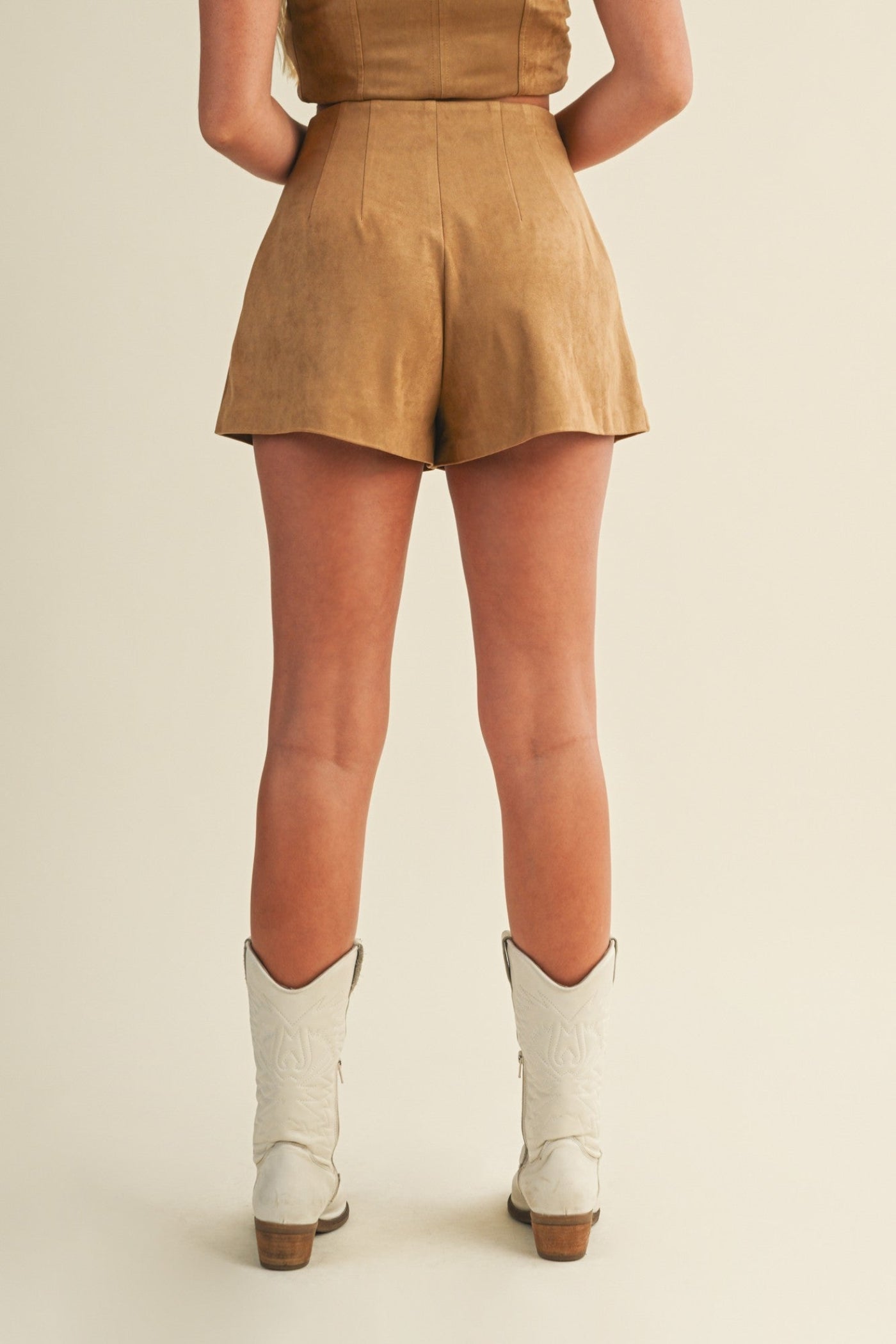 MUSTARD SEED SUEDE HIGH WAIST SHORT