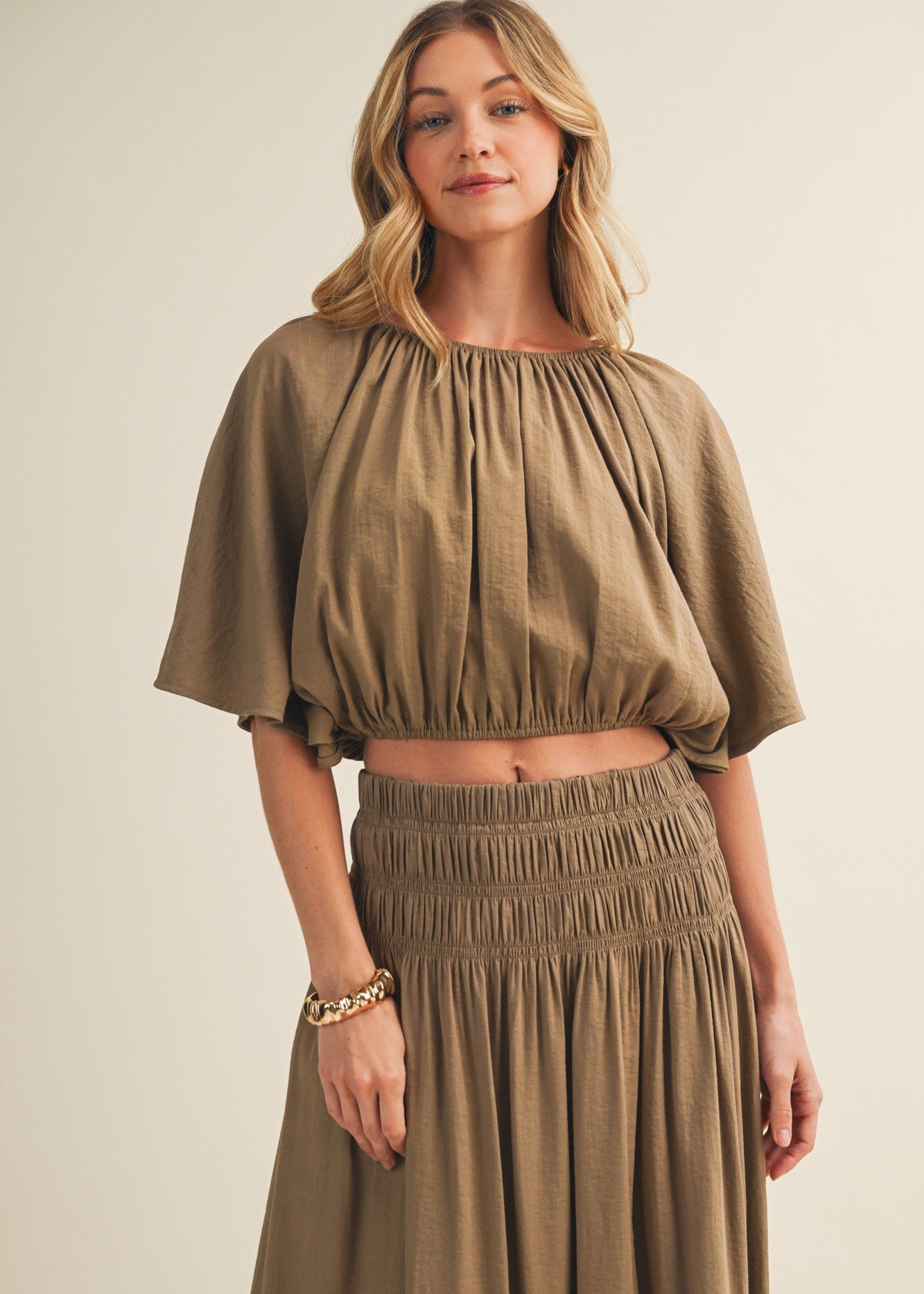 ARLIE GATHERED CROP TOP