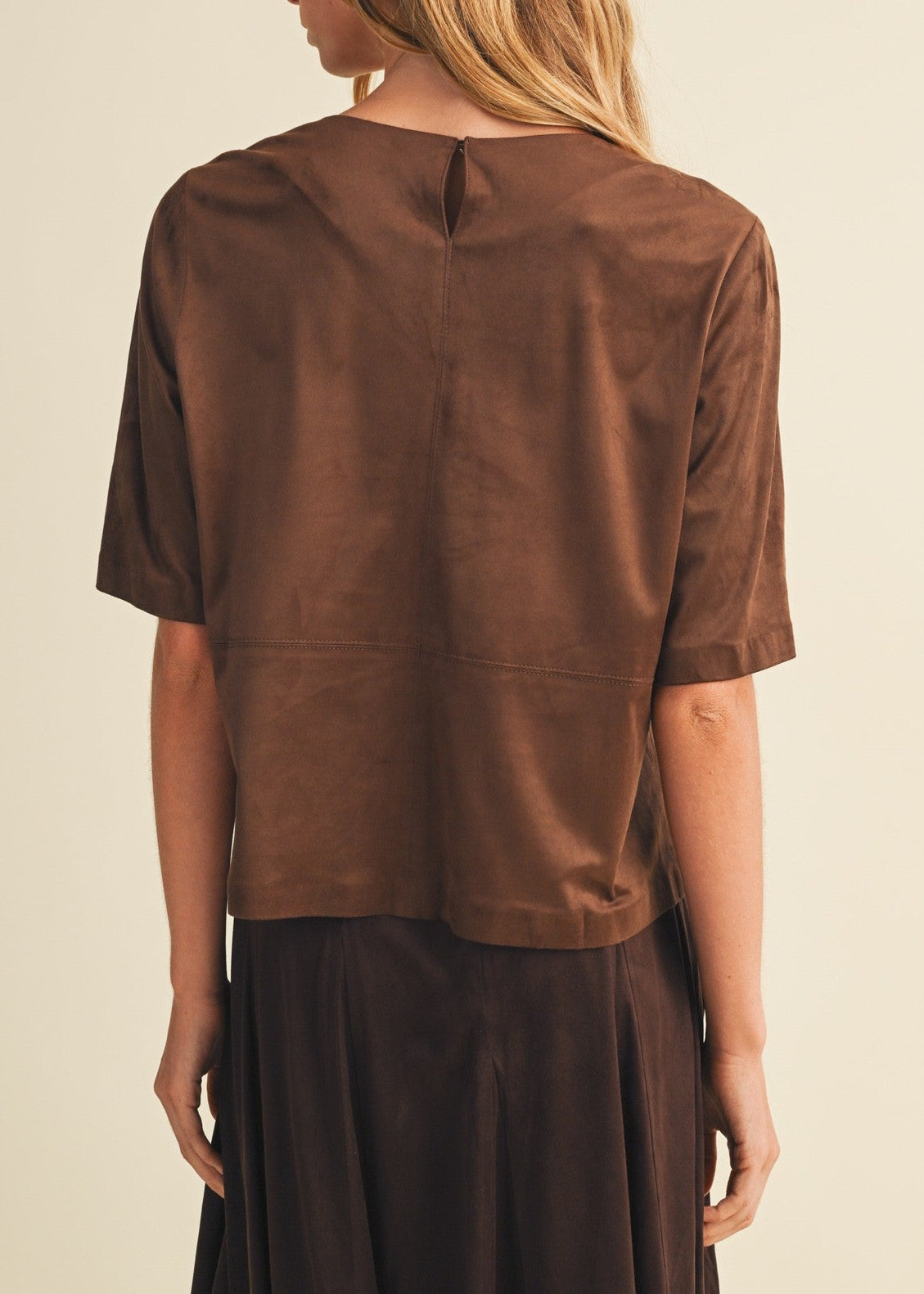ESPRESSO FAUX SUEDE SHORT SLEEVE TOP