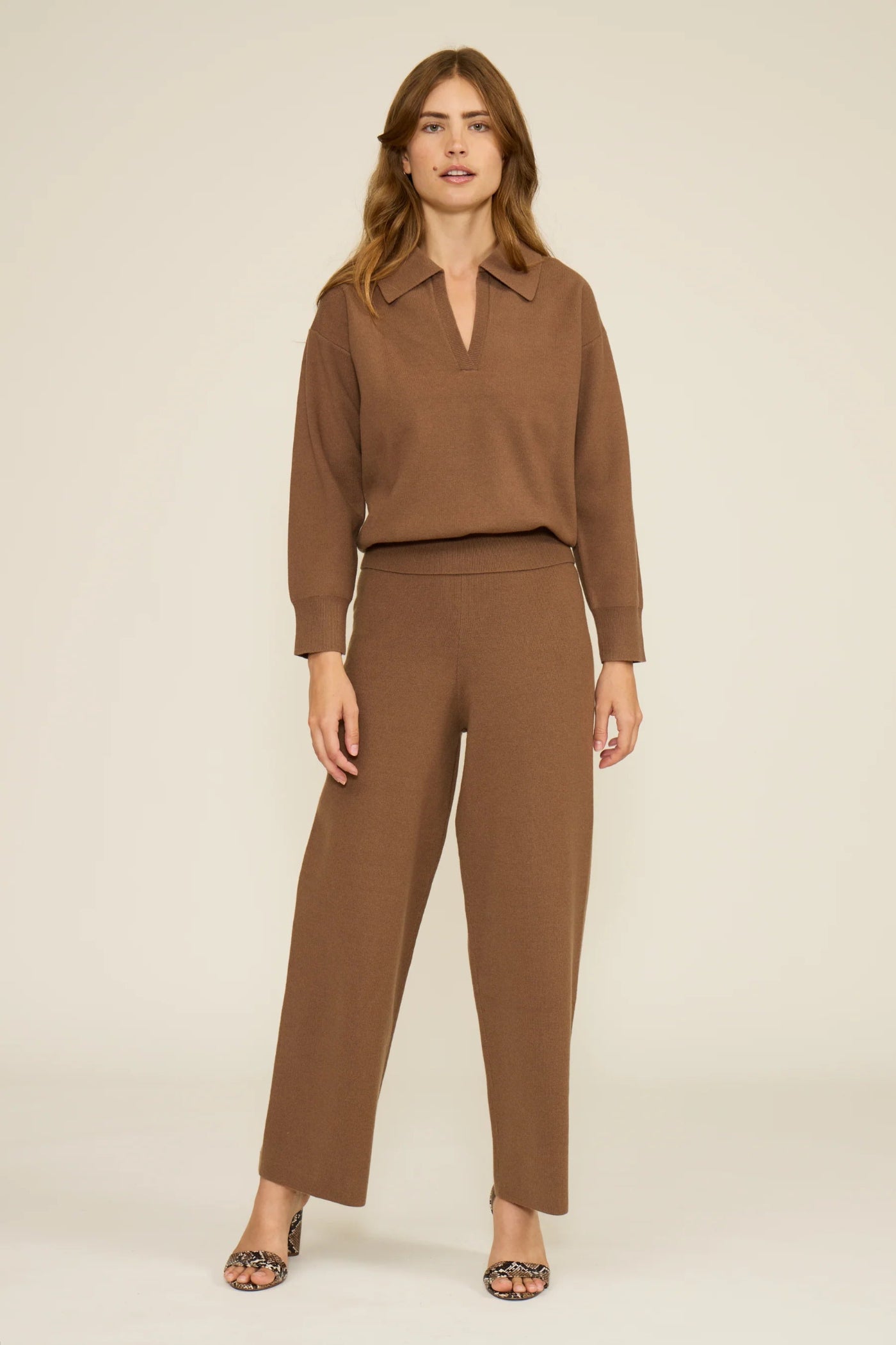 BROWN SWEATER PANTS