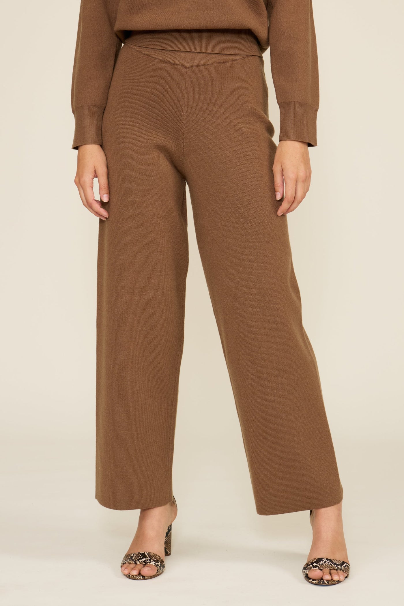 Ribbed knit pant