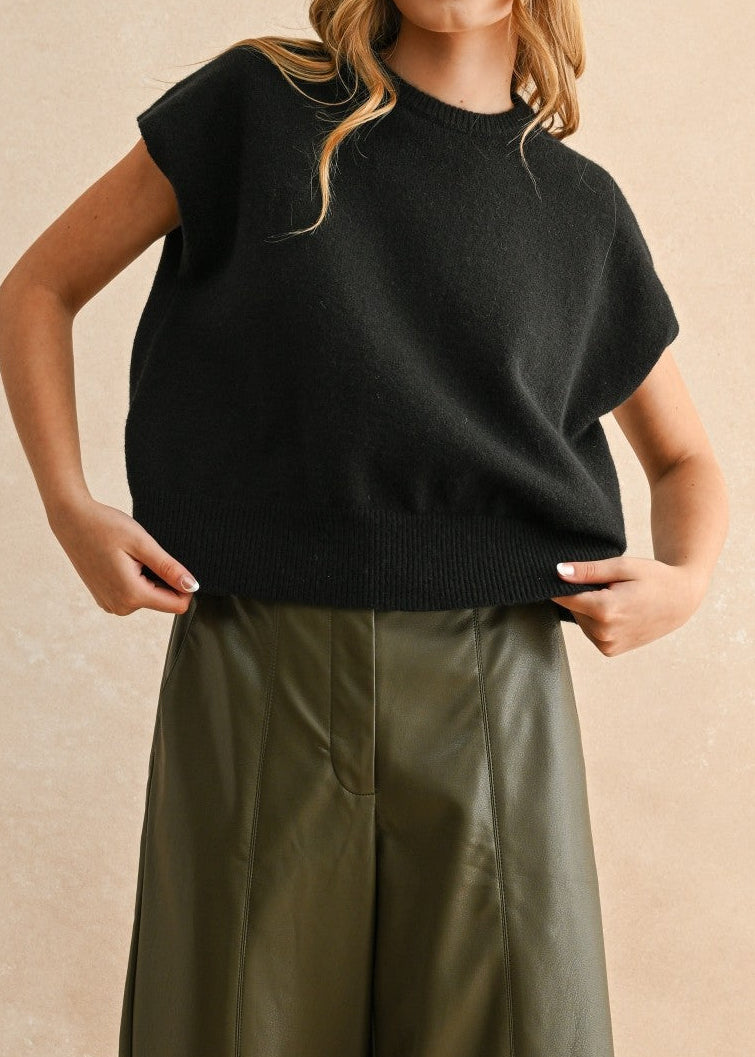 black Loose Fit Short Sleeve Sweater Top