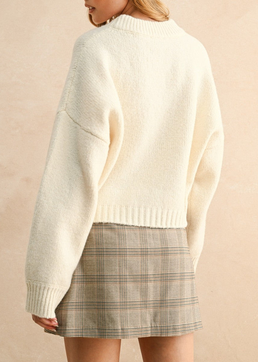 CREAM LONG SLEEVE CROPPED CHUNKY KNIT SWEATER