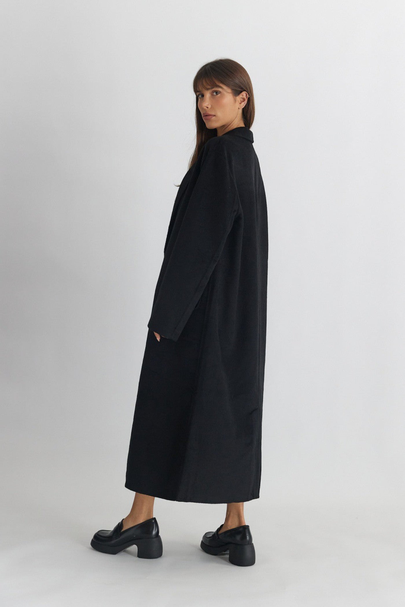 BLACK WOOL COAT