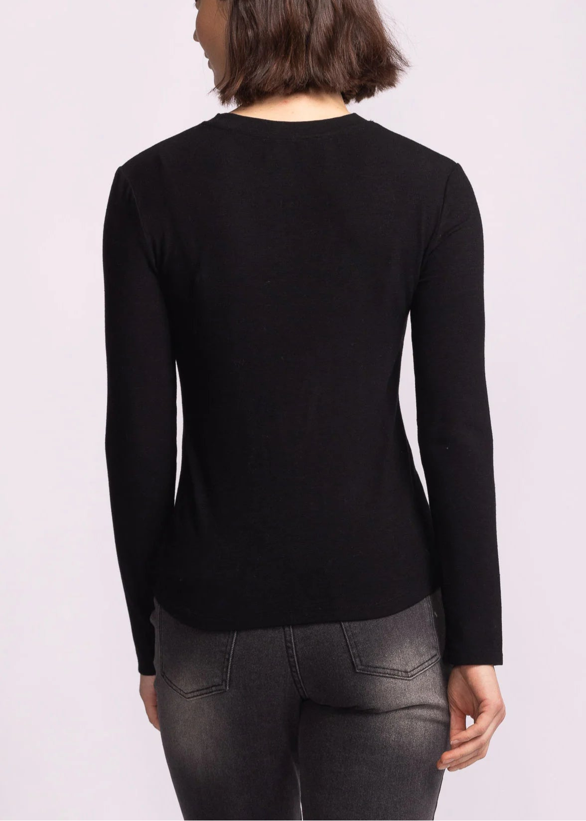 TELLEM BLACK LONG SLEEVE ROUND NECK TOP