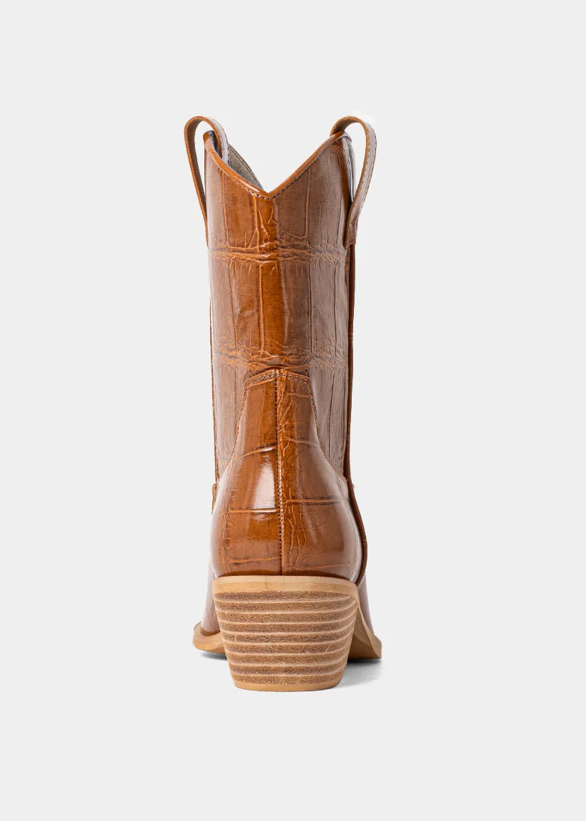 SHU SHOP ZOUZOU BOOT – CAMEL CROC