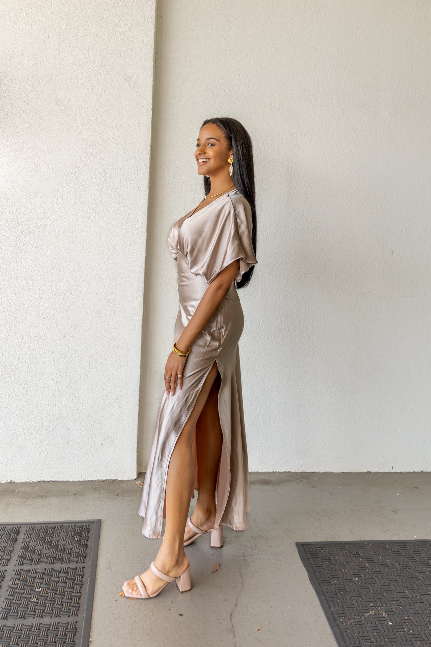 Load image into Gallery viewer, BRIA MAXI DRESS
