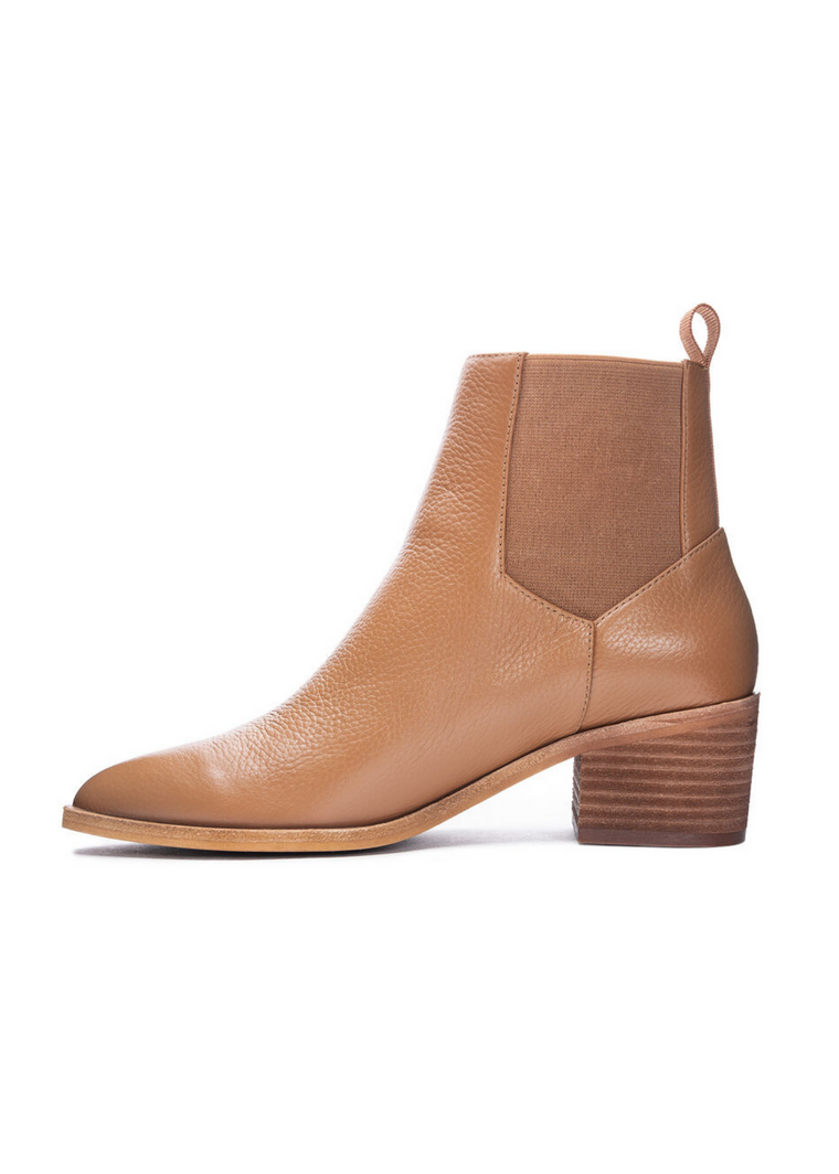CAMEL COLOR LEATHER BOOTIES
